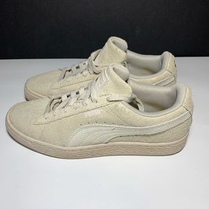 Suede Puma Sneakers